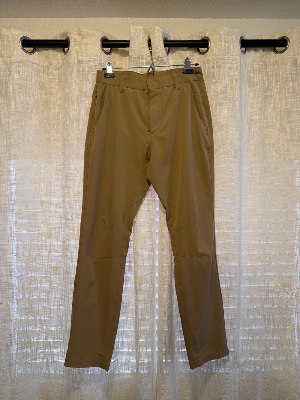Fabletics Men's Khaki Stretch Chinos